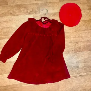 پیراهن و‌کلاه