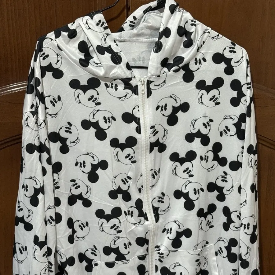 سویی شرت میکی