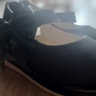 کفش دخترونه