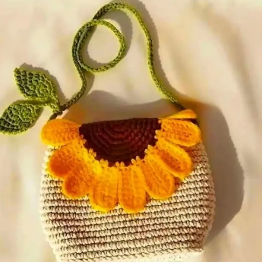 کیف بافتنی آفتاب گردون