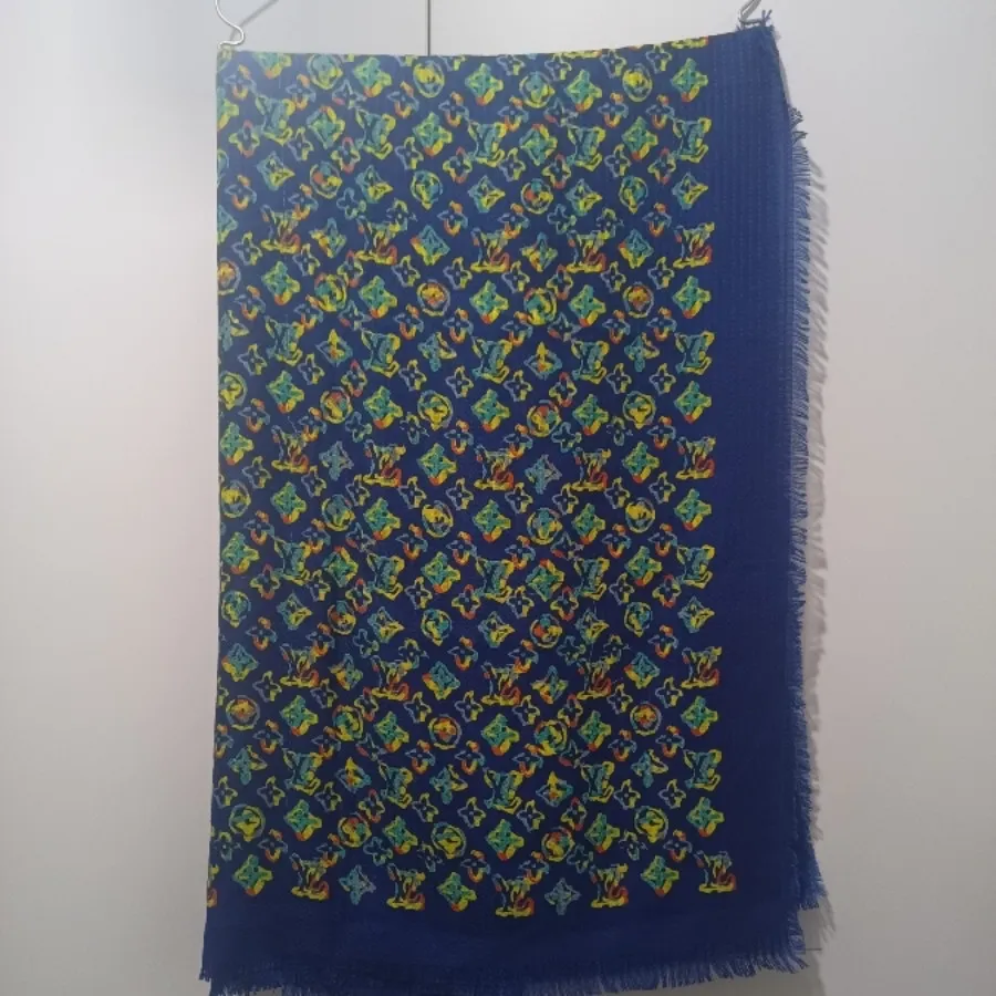 روسری سایزبزرگ لویی ویتون