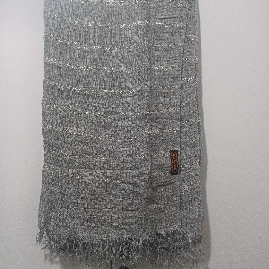 شال طوسی طرح دار زر زری