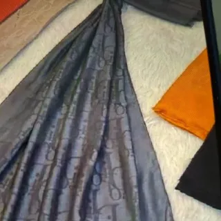 شال ژاکارد طوسی