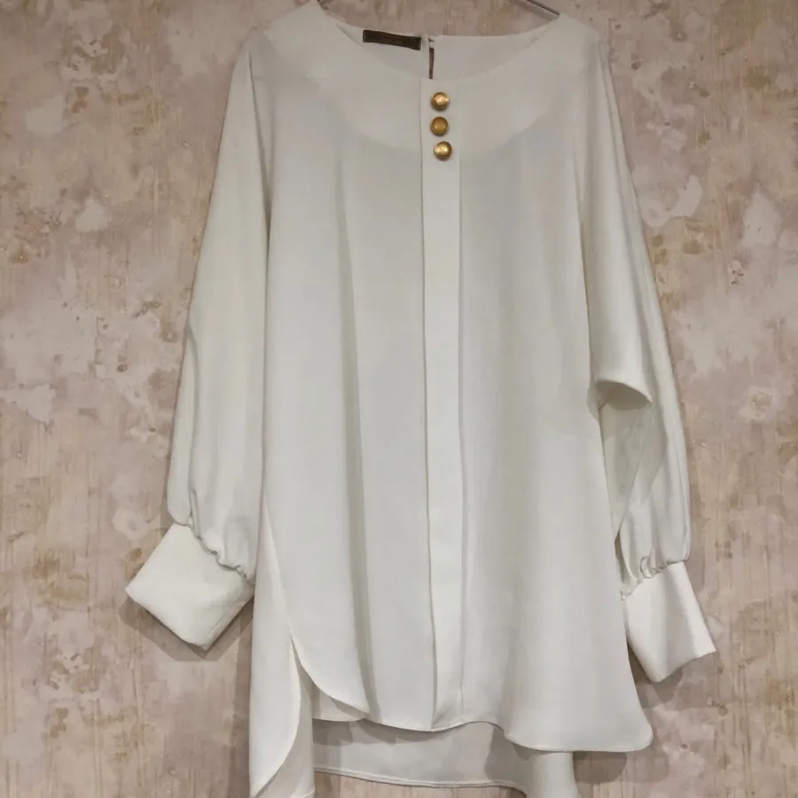 شومیز سفید نوی نو