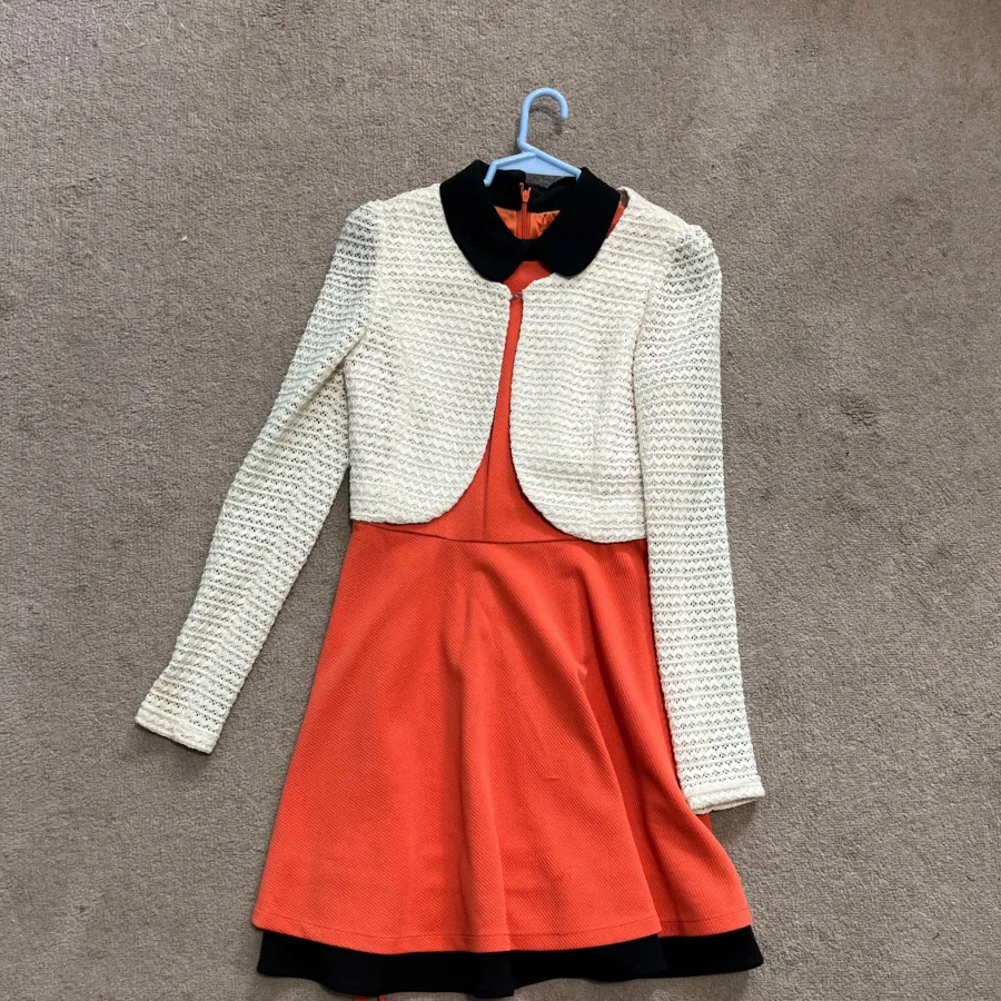 کت و پیراهن دخترانه