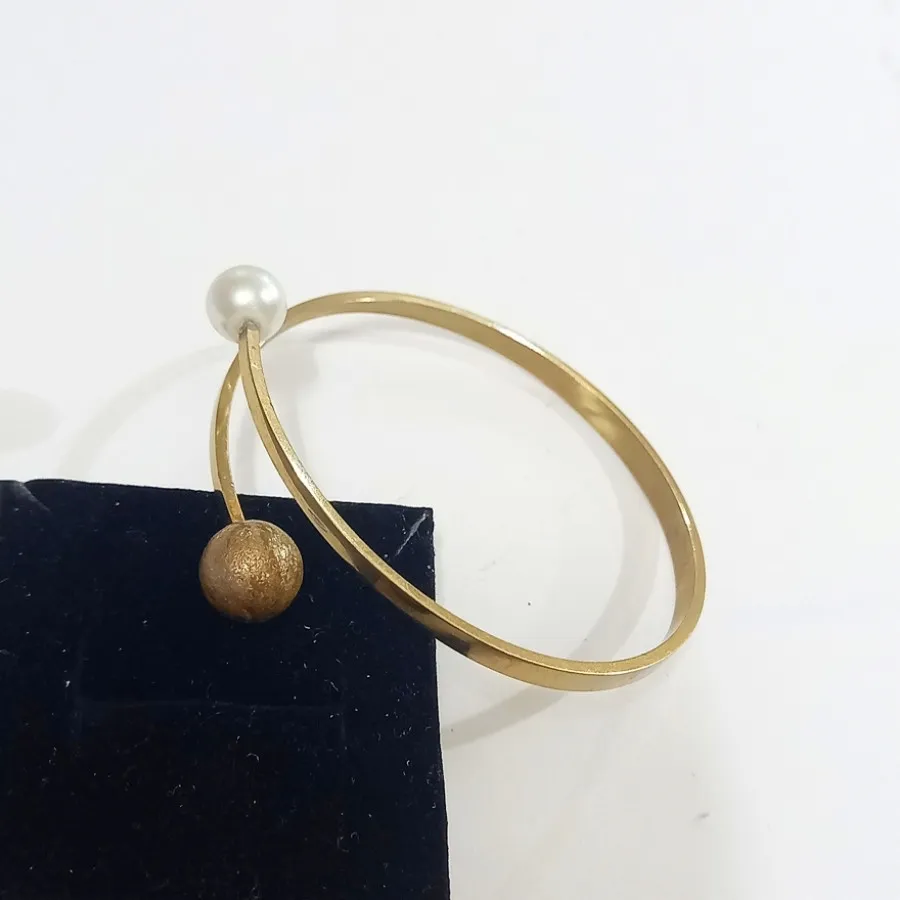 دستبند سواچ