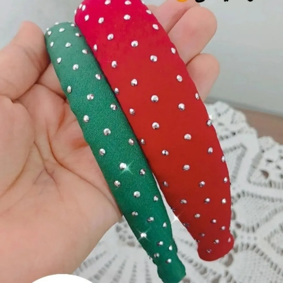 تل قرمز نگین دار