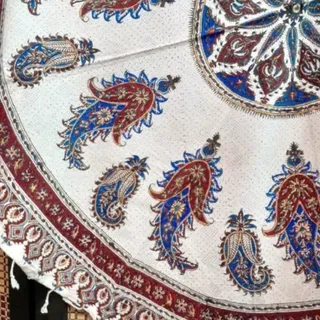 رومیزی قلم کاری شده