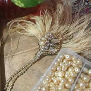 سنجاق سینه شیک