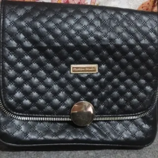 کیف رو دوشی بزرگ