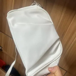 کیف سفید جنس برزنتی
