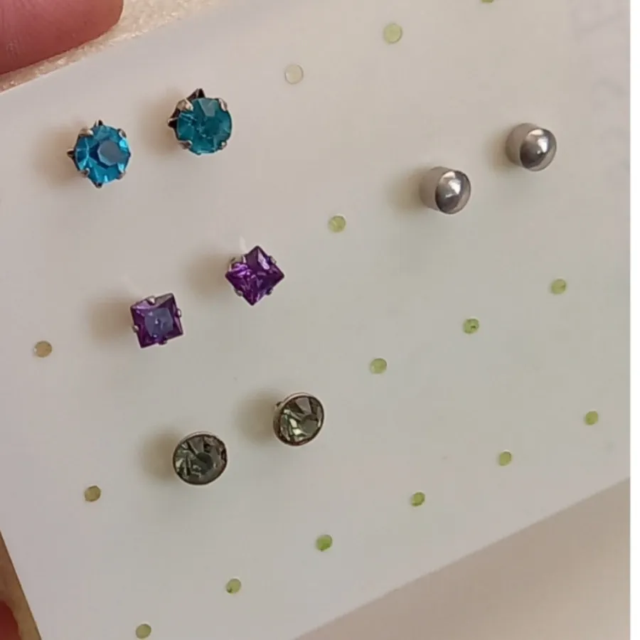 گوشواره میخی تک نگین