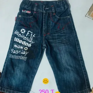 شلوار لی بچگانه