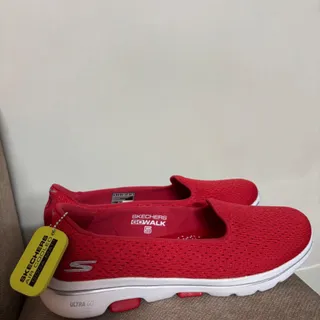 کفش اسکیچرز