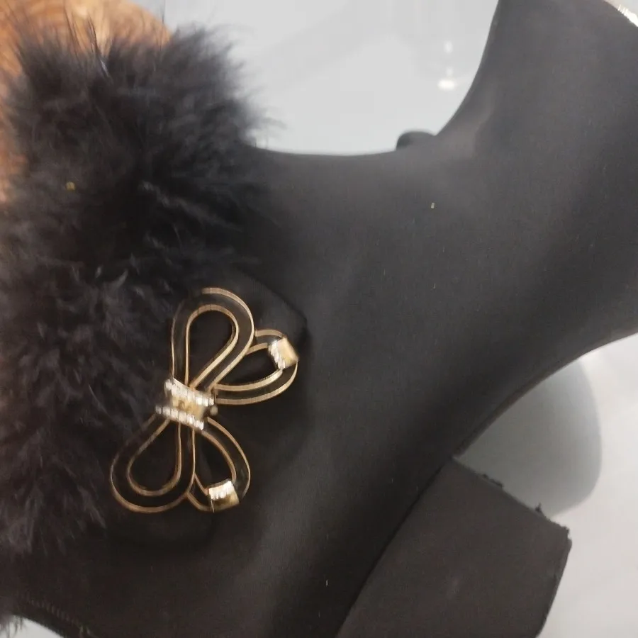 نیم بوت مجلسی خزدار