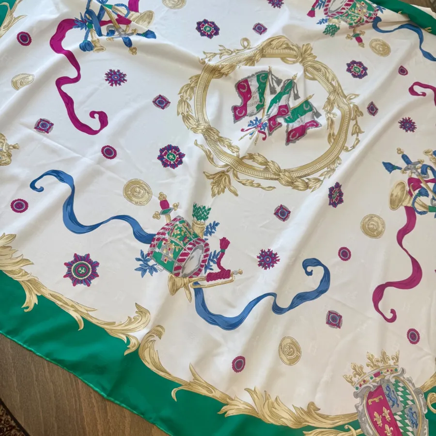 روسری ابریشم ژاکارد