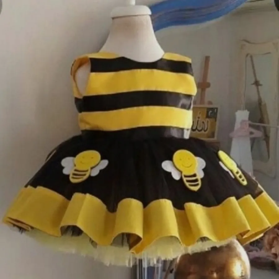 پیراهن مجلسی طرح زنبوری