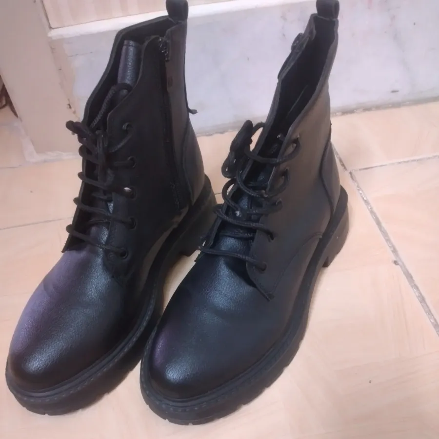 بوت چرم سایز39