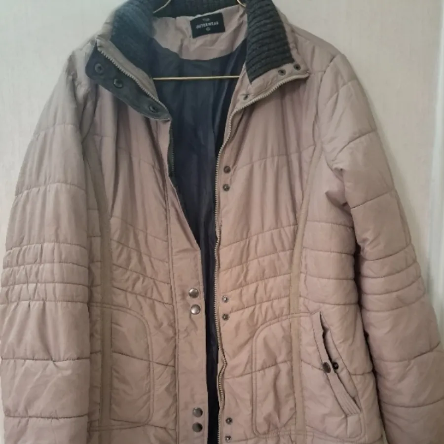 کاپشن زنانه رنگ کرم خارجی