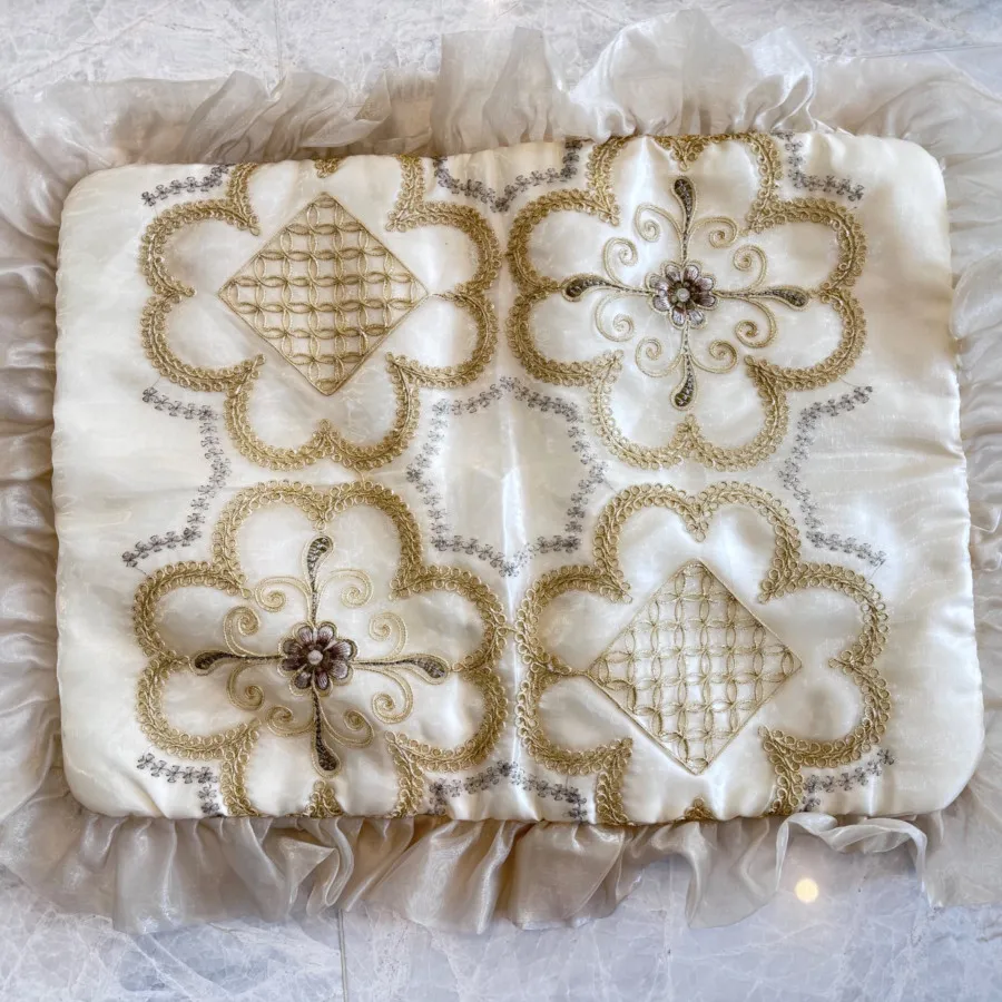 رو تختی ترک سرمه و گلدوزی