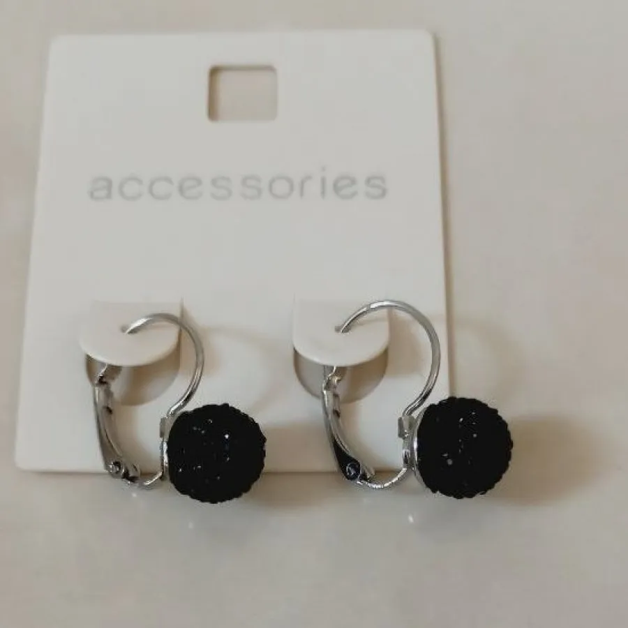 گوشواره جذاب و زیبا