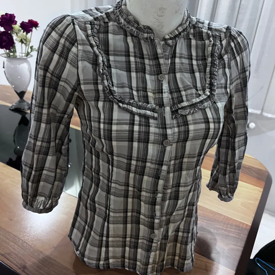 شومیز اچ ان ام