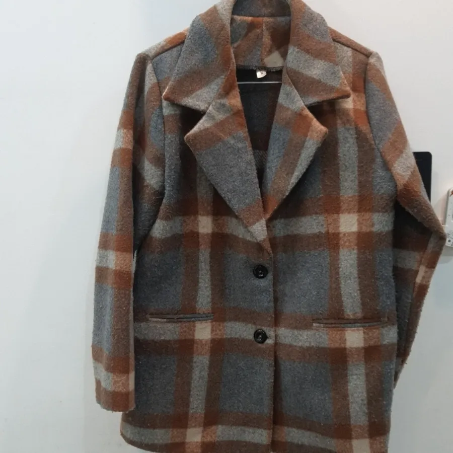 پالتو کتی چهارخونه