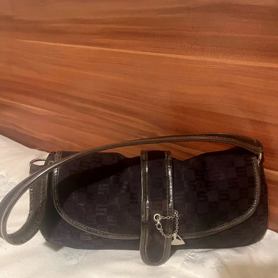 کیف اورجینال سیسلی sisley