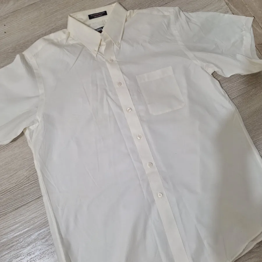 پیراهن مردانه