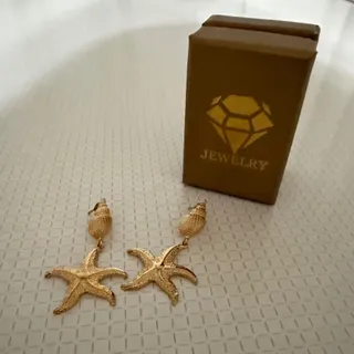 گوشواره کاملا نو