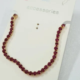 دستبند طلایی نگین قرمز