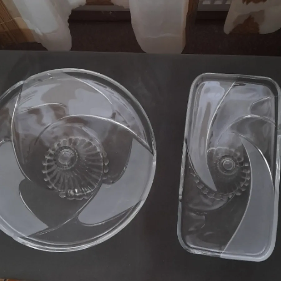 شیرینی خوری