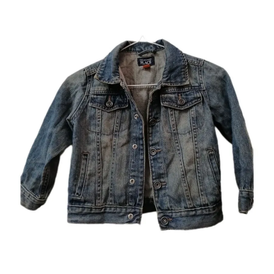 لباس بچگانه