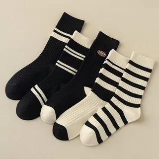 ساقدار کبریتی سیاه سفید