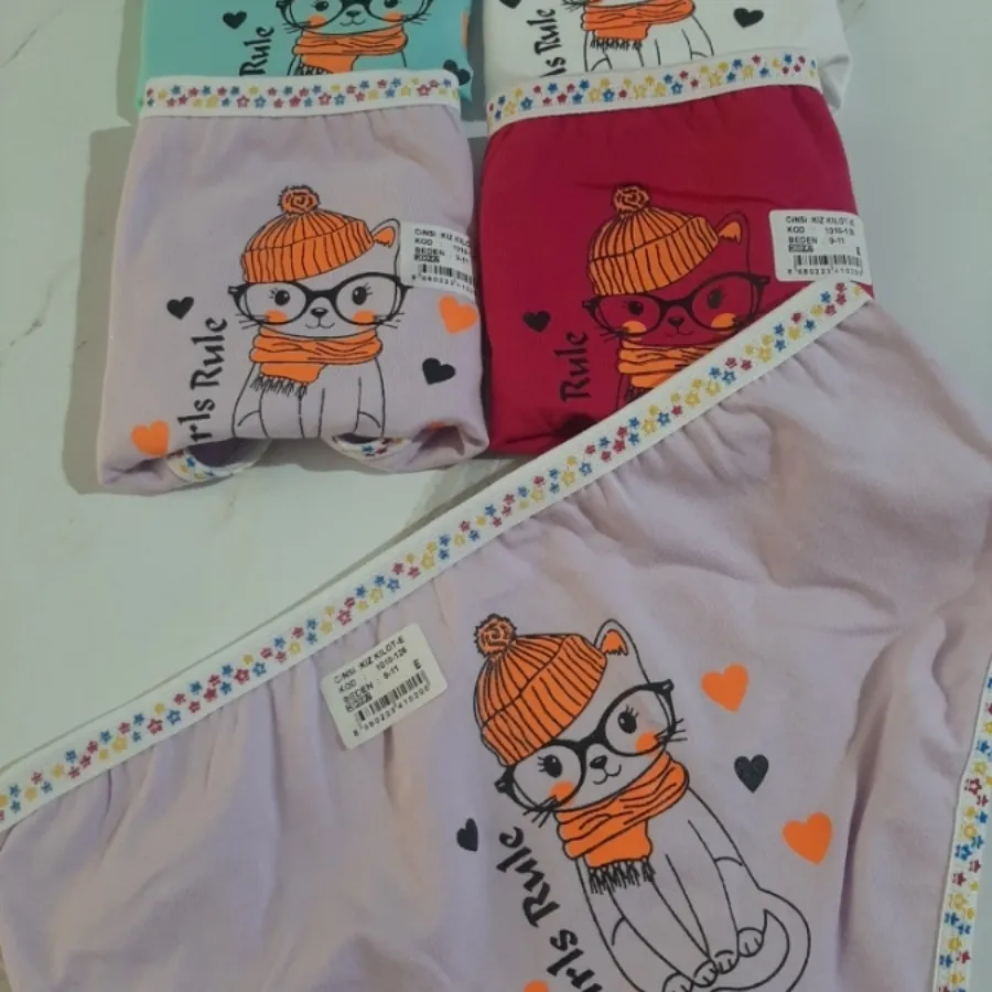 شورت دخترانه