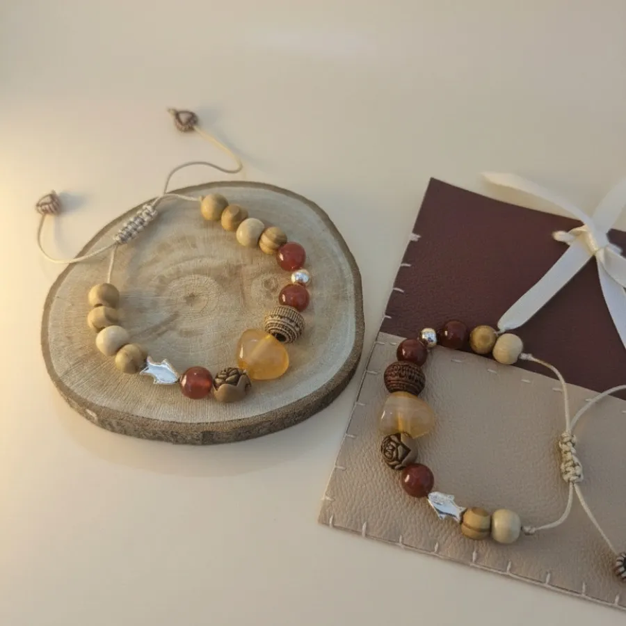ست دستبند چوب و عقیق و مس