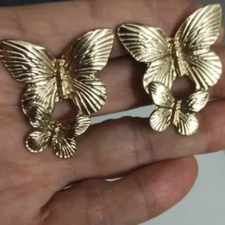 گوشواره پروانه زیبا