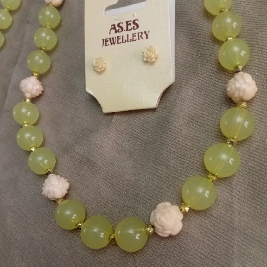 گردنی،دستبند،گوشوارASES