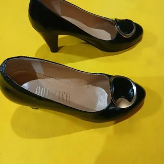 کفش مجلسی ورنی