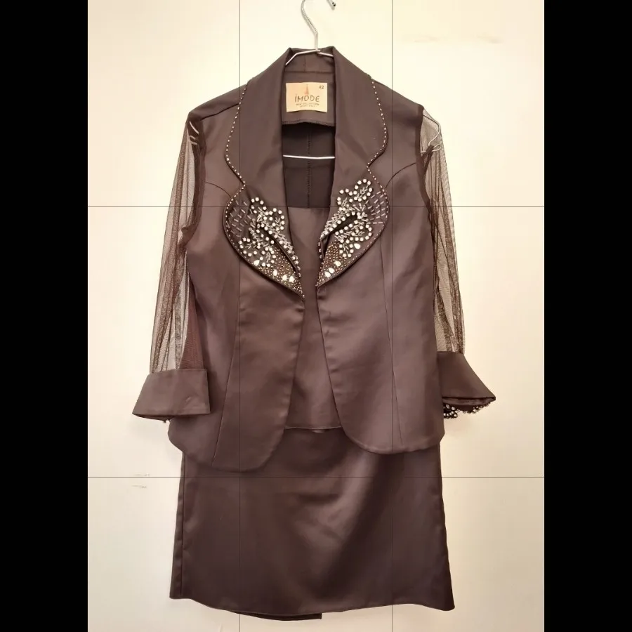 سه تیکه ساتن آمریکایی