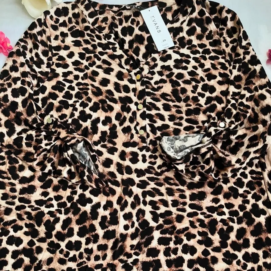 شومیر پلنگی جلو دکمه