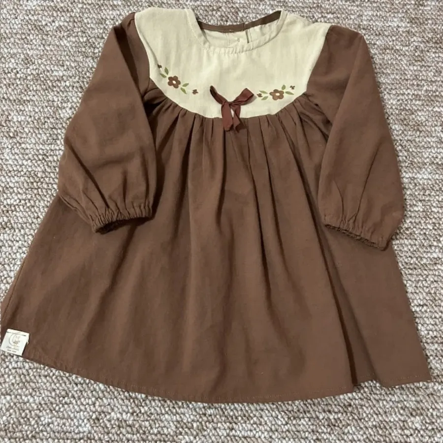 پیراهن دخترانه