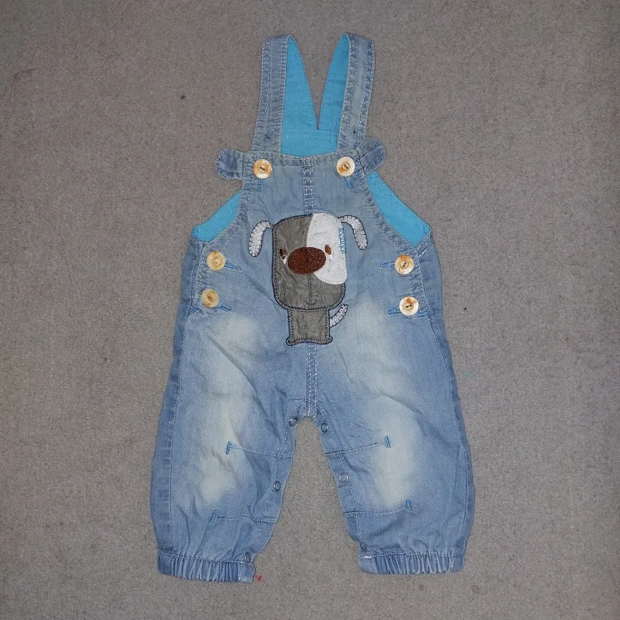 لباس بچگانه