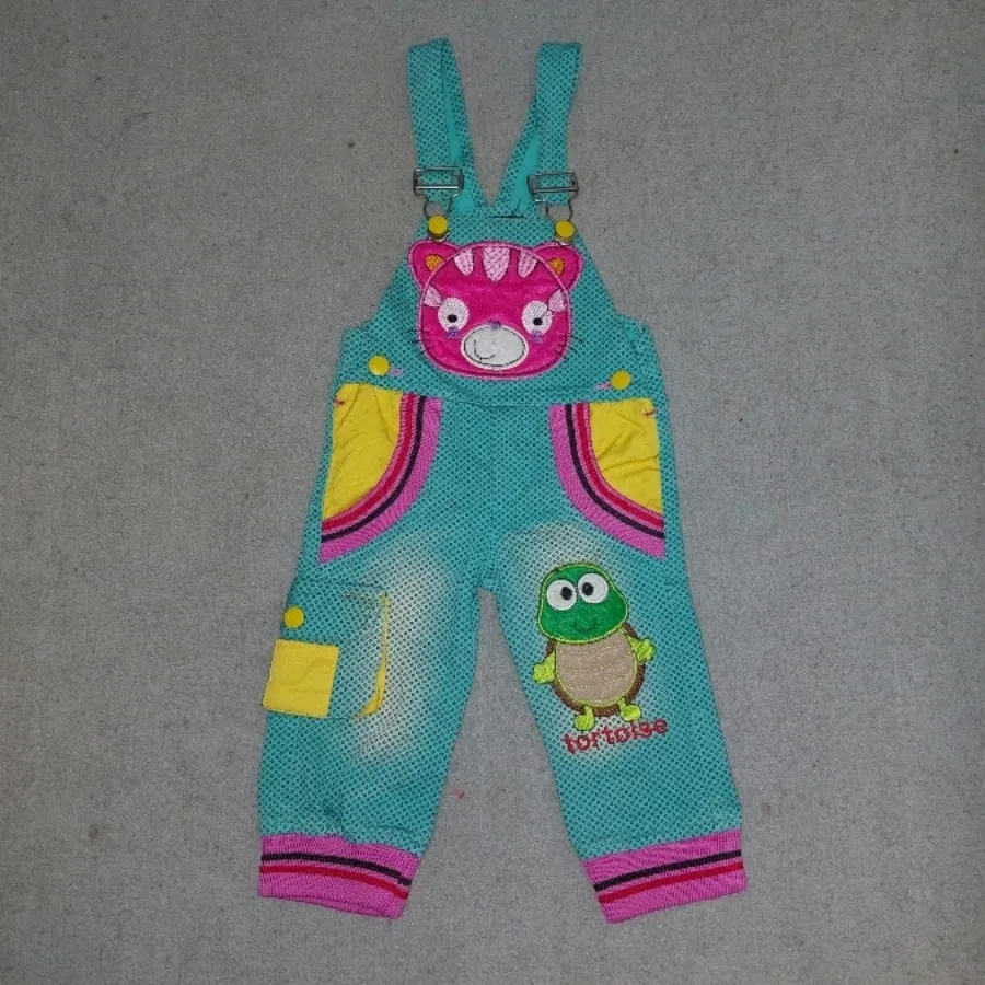 لباس بچگانه