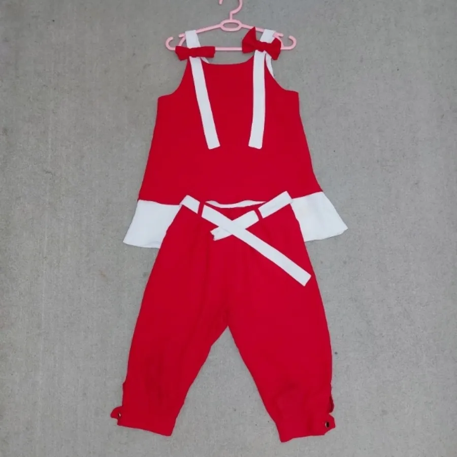 لباس بچگانه