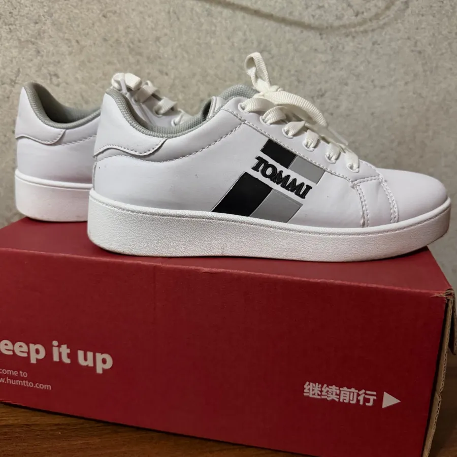 کتونی خیلی شیک