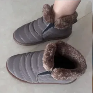 نیم بوت اورحینال خزدار