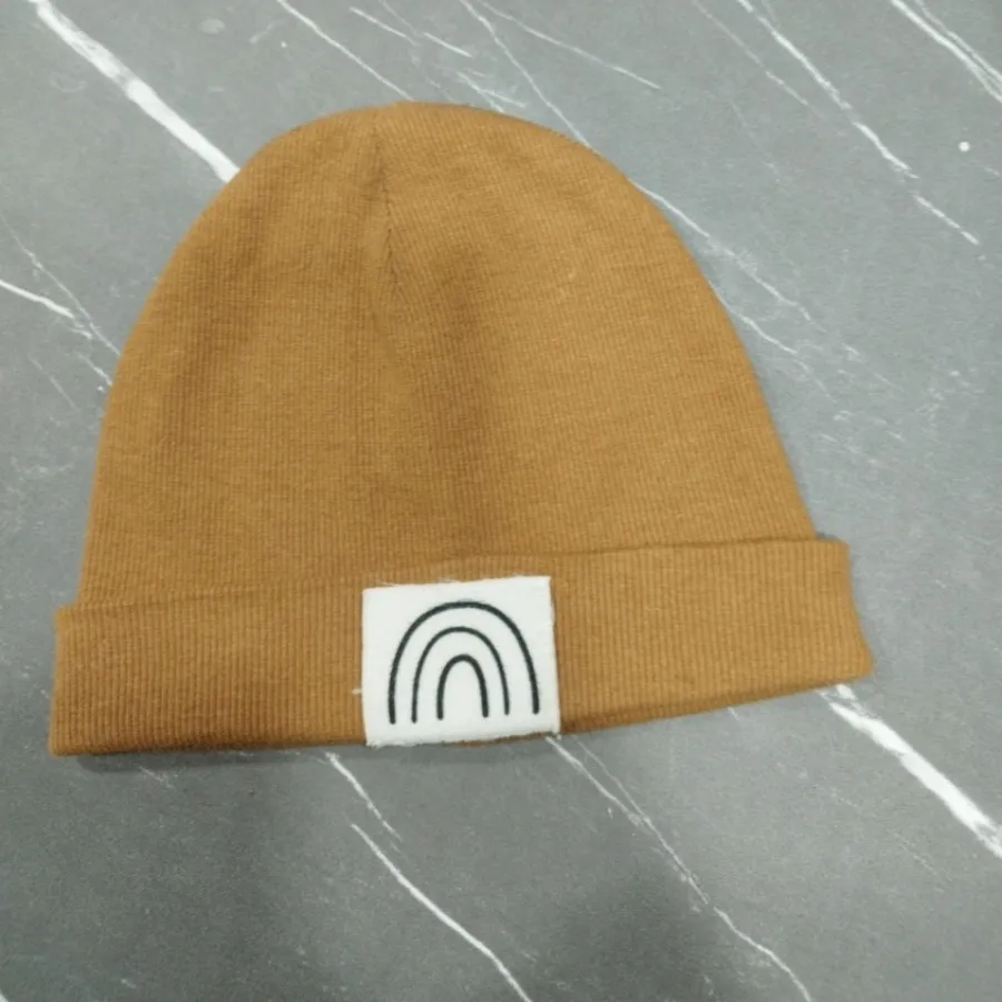 کلاه بچگانه رنگ مطابق عکس