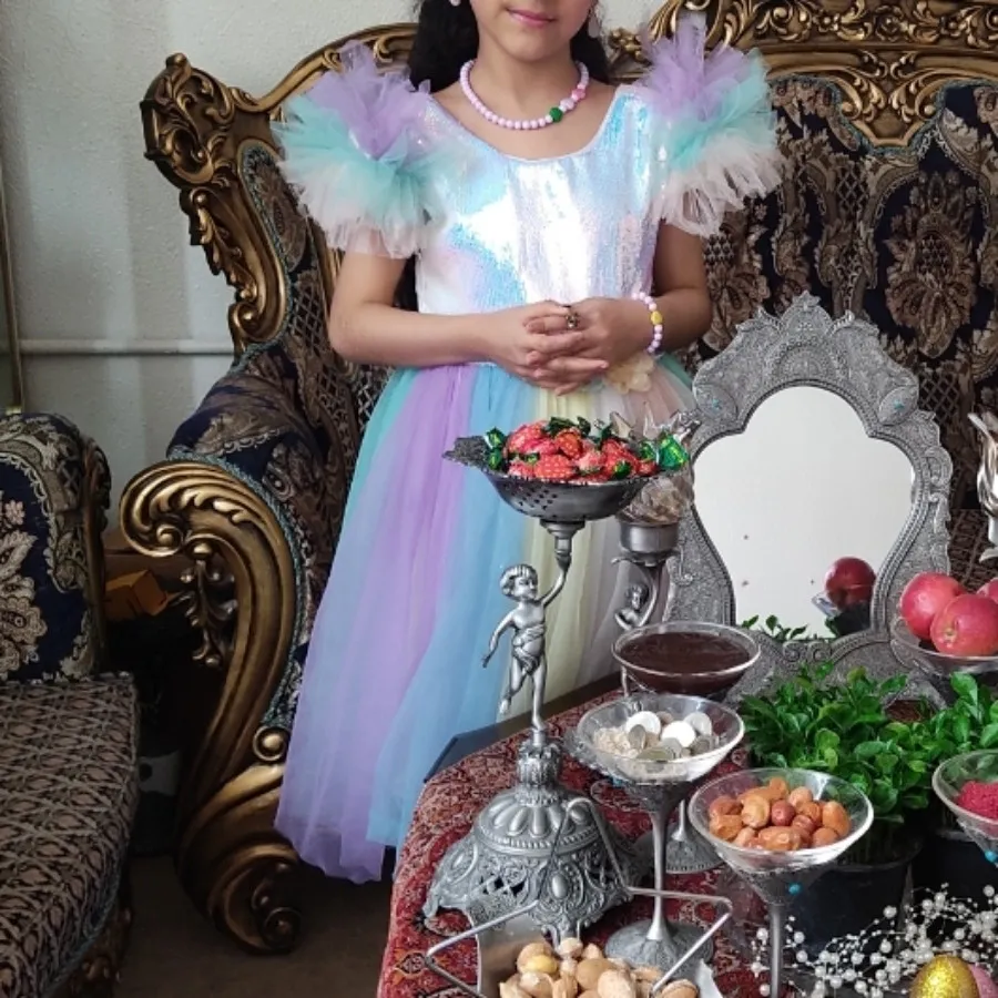 پیراهن دخترانه