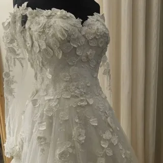 لباس عروس مزون هستی